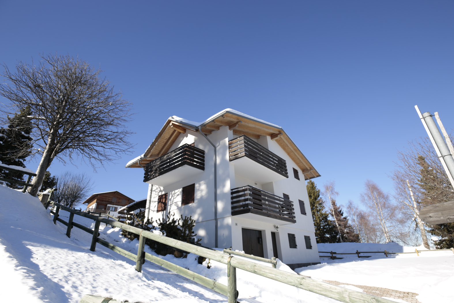 Vendita casa singola con due appartamenti a Vason-Monte Bondone, Trento
